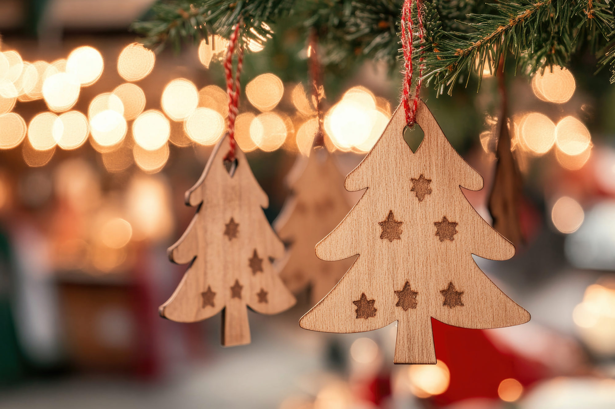 Traditional Christmas Tree Decorations